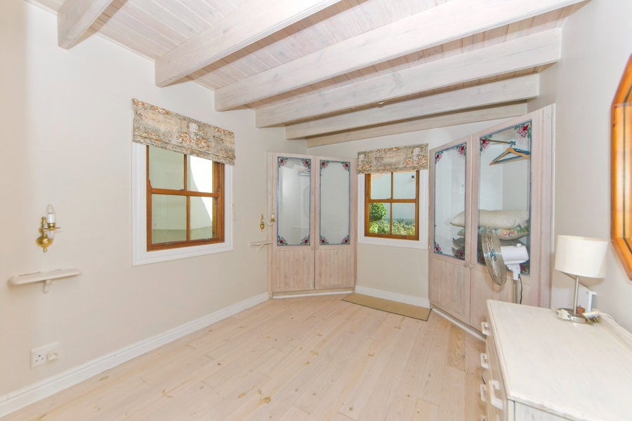5 Bedroom Property for Sale in Belvedere Estate Western Cape